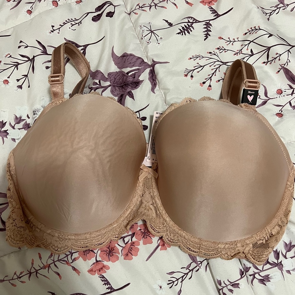 Victoria’s Secret Dream Angels Lined Demi Bra